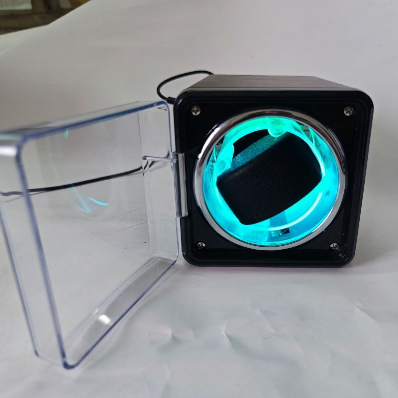 Single Watch Winder Battery Operated - Remontoir de montre portable individuel à